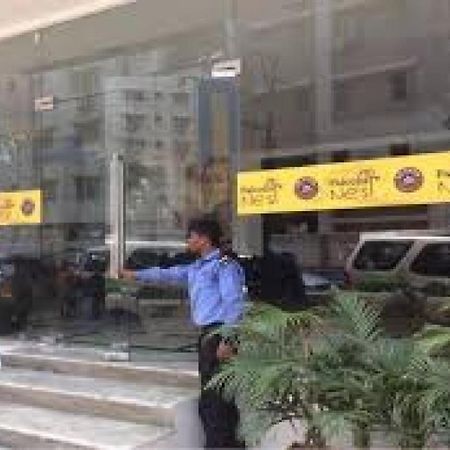 La Riviera Suites Madhapur Hyderabad Exterior foto